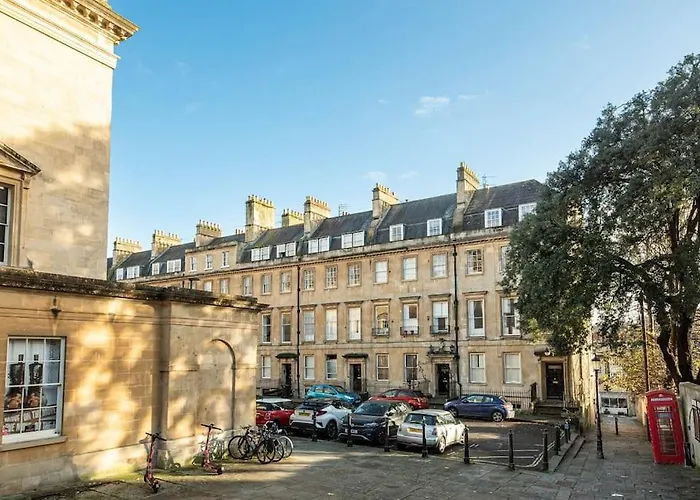 Unique 1 Bedroom Apartment-Bath